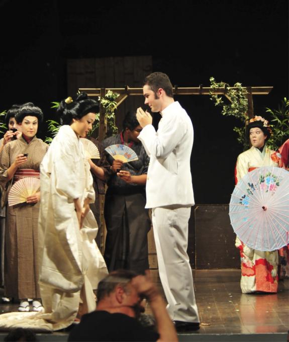 MADAMA BUTTERFLY - Dramma giapponese in tre atti di Giacomo Puccini, Libretto di Luigi Illica e Giuseppe Giocosa, dal dramma Madame Butterfly di David Belasco MADAMA BUTTERFLY - Dramma giapponese in tre atti di Giacomo Puccini, Libretto di Luigi Illica e Giuseppe Giocosa, dal dramma Madame Butterfly di David Belasco