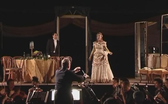 LA TRAVIATA di G. Verdi - direttore Joseph Rescigno, regia di Brygida Bziukiewicz-Kulig LA TRAVIATA di G. Verdi - direttore Joseph Rescigno, regia di Brygida Bziukiewicz-Kulig